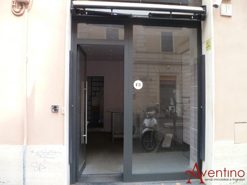 Capannone Commerciale ROMA affitto  Roma  Aventino Immobiliare